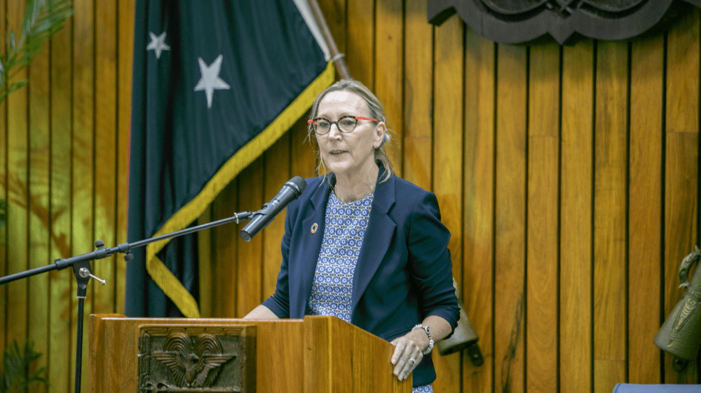 Marielle Sander speaks to delegates of the Mock Youth Parliament in Port Moresby