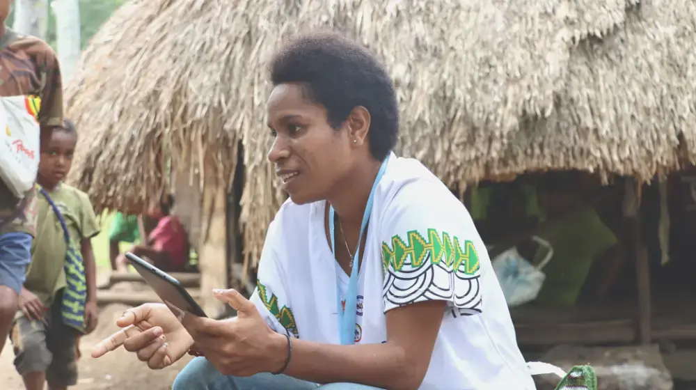 “Patients die on the way. They just bury them along the road”: Enumerators Survey Rural Households in Morobe